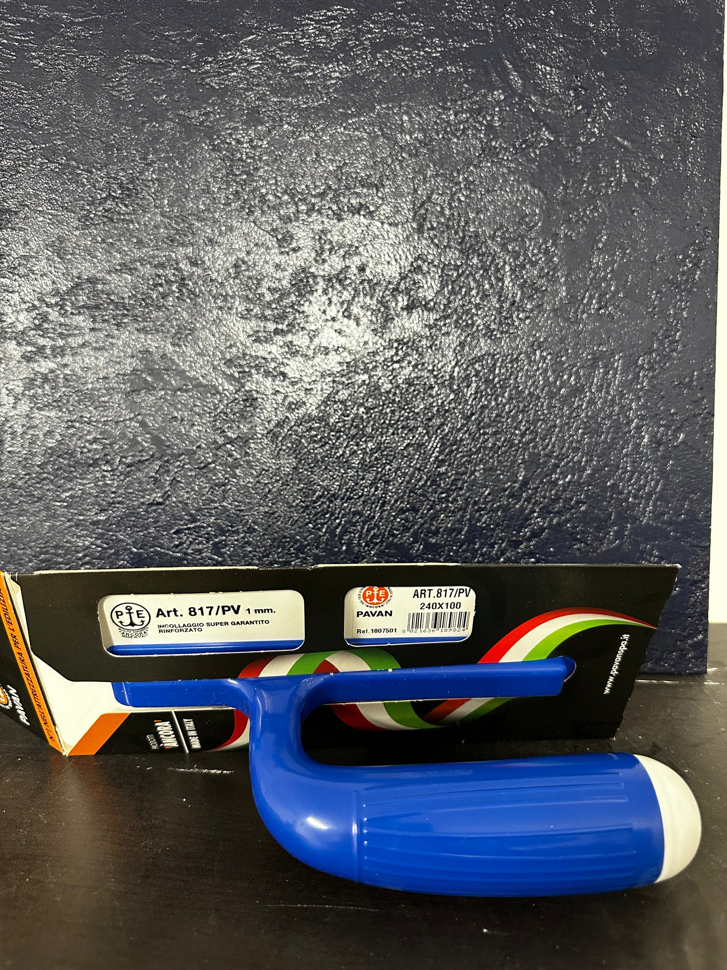 Flexible Plastic Polishing Trowels - 5 Star Finishes Ltd