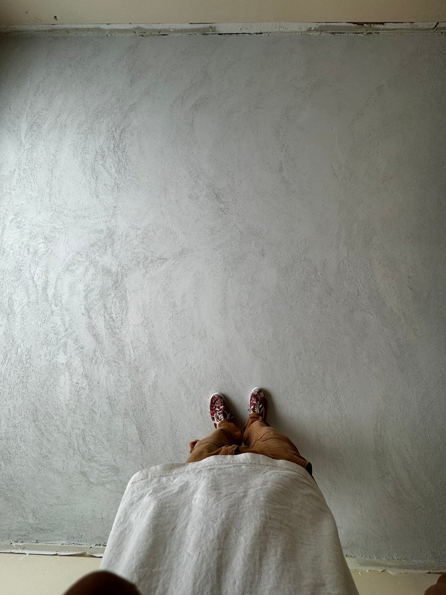 Microcement Floor and Venetian Plaster Ceiling Course