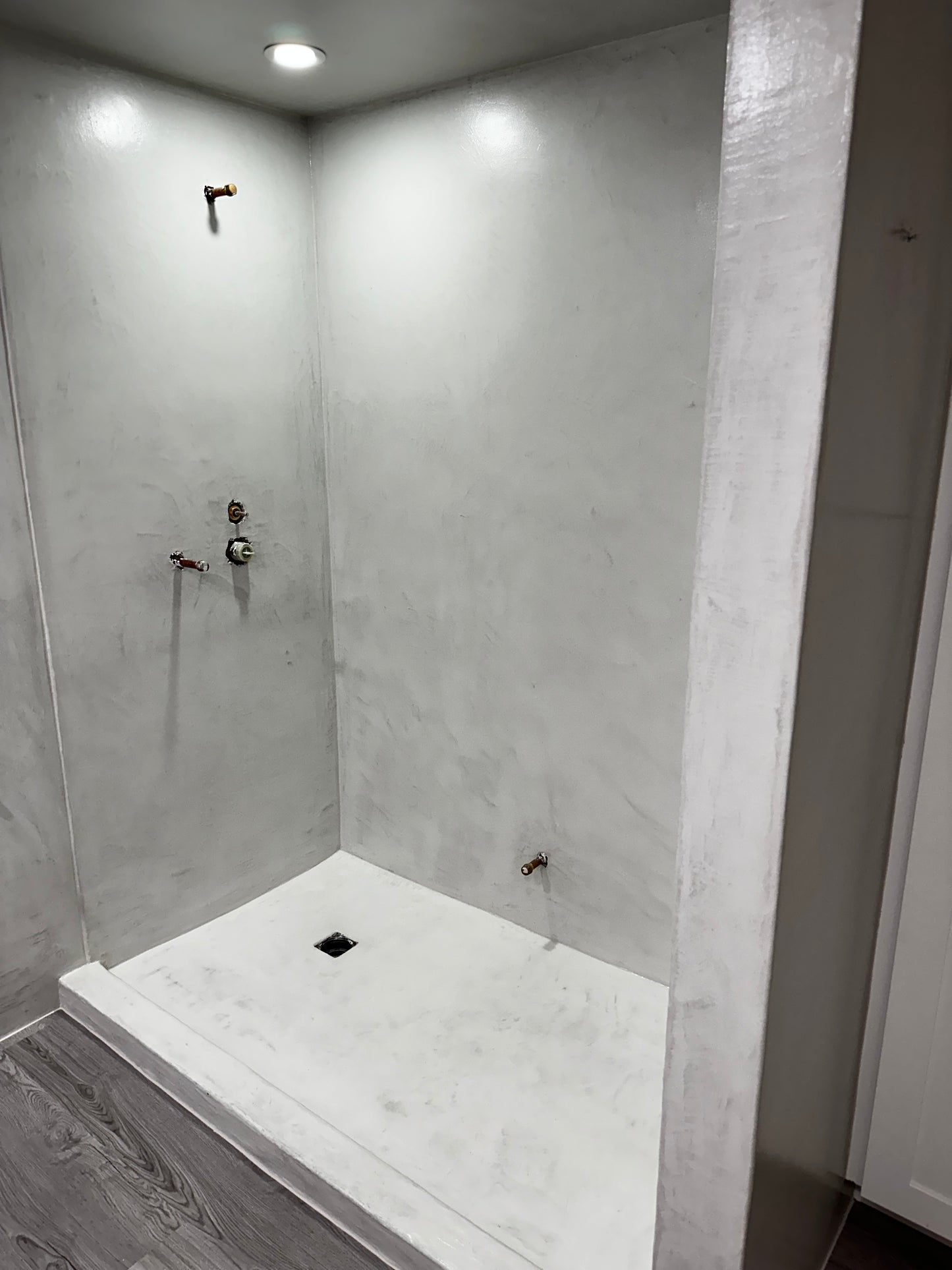 Microcement Wall and Shower